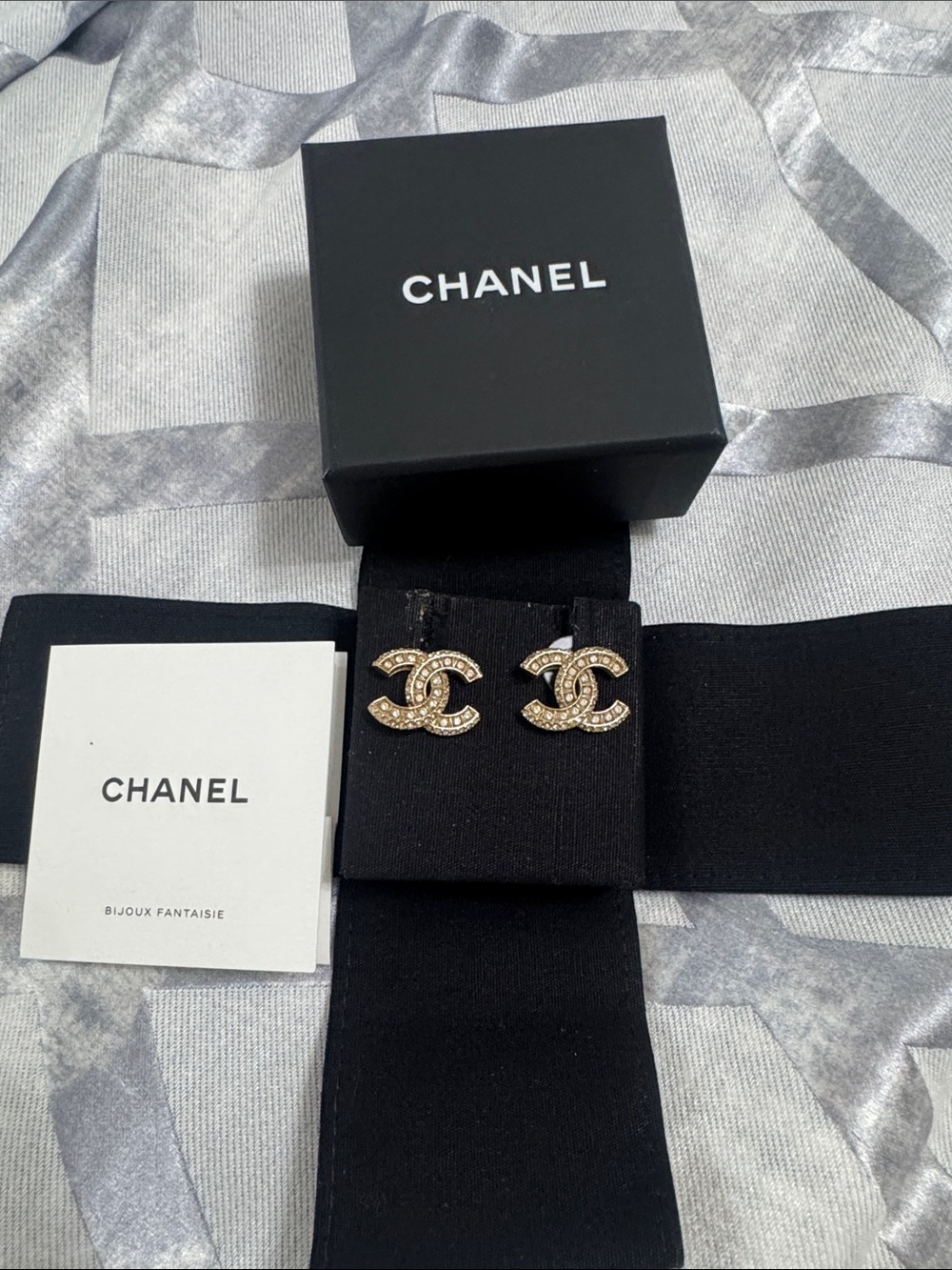CHANEL Gold Crystal CC Logo Stud Earrings